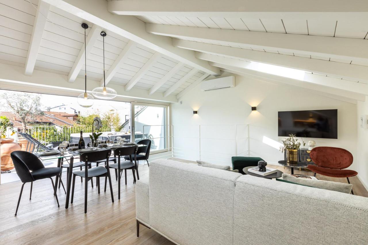 *Villa Olivo*With Private Terrace & Jacuzzi + 3Bedrooms Mailand Exterior foto